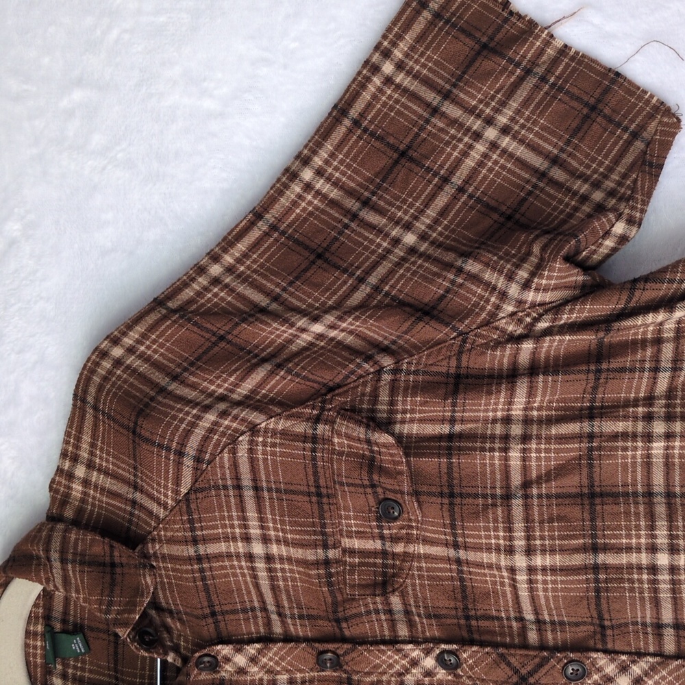 Wild Fable‎ Women's Brown Plaid Raw Hem Grunge Oversized Button Shirt Size XS - Picture 5 of 9